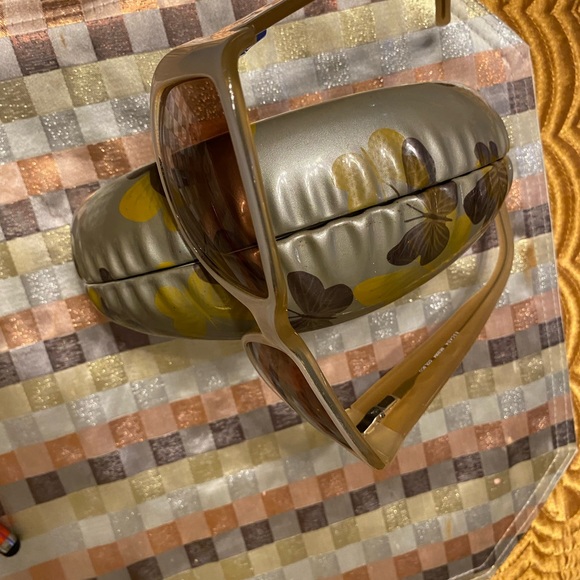 ESCADA Sunglasses. New never used. - Picture 5 of 10